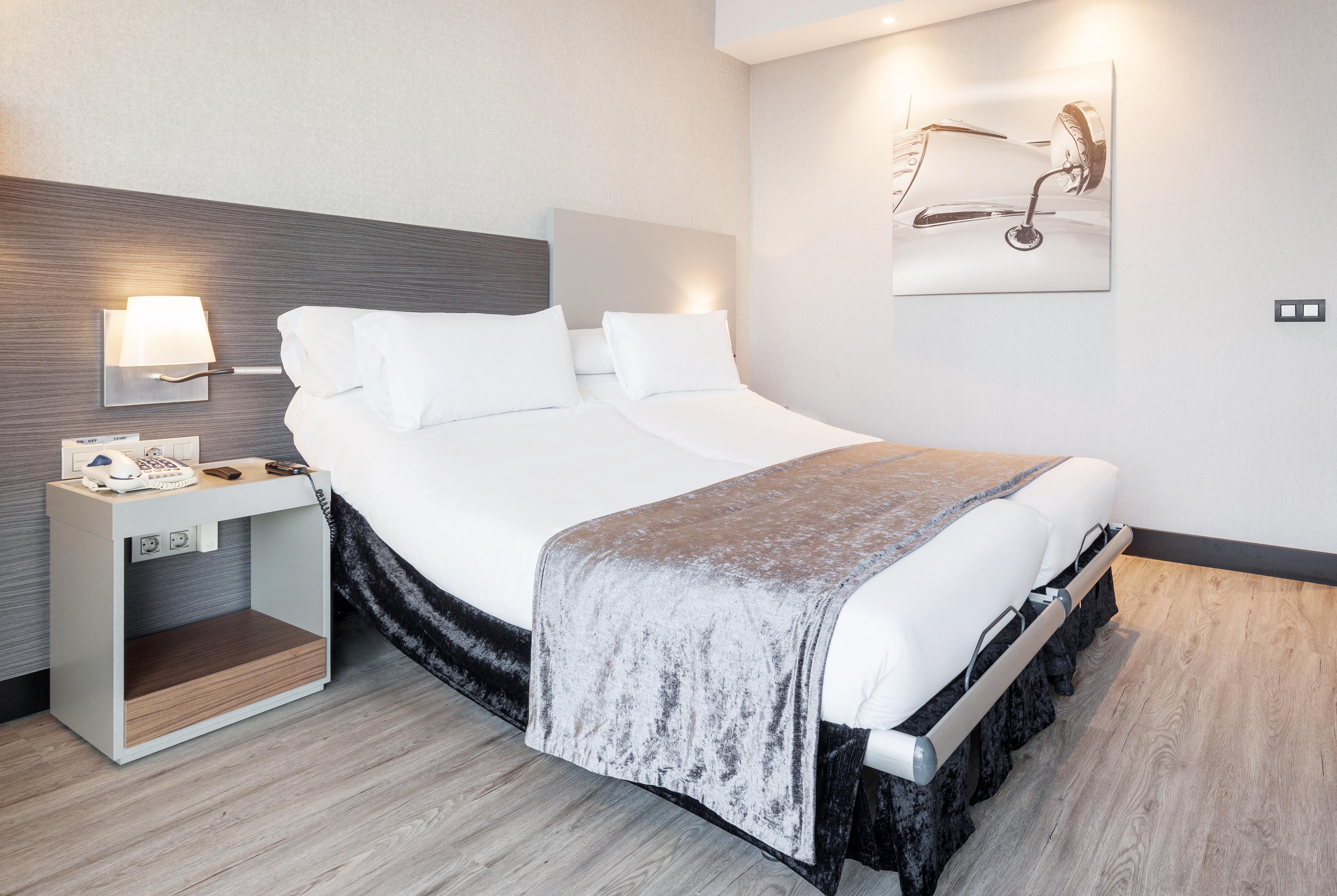 Ilunion Atrium Otel Madrid Dış mekan fotoğraf